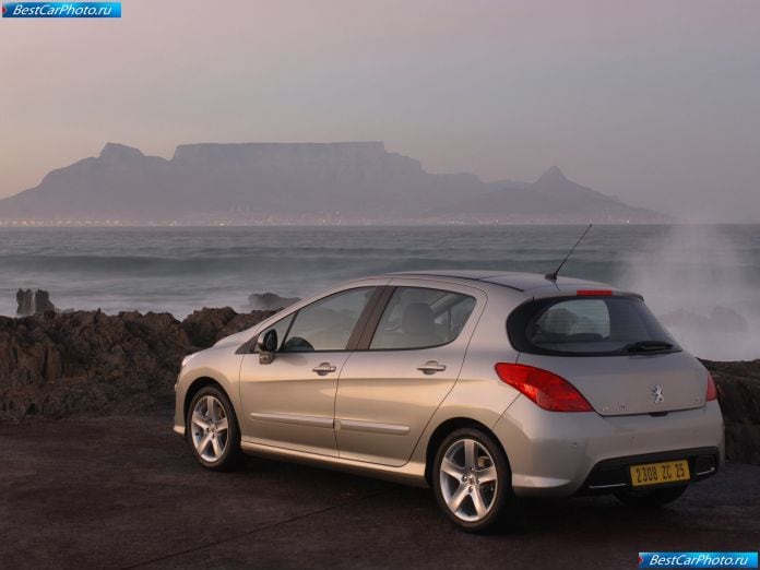 2008 Peugeot 308 - фотография 27 из 81 2008 Peugeot 308 - фотография 27 из 81