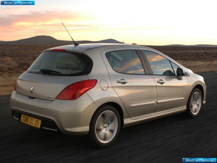 2008 Peugeot 308 - фотография 29 из 81