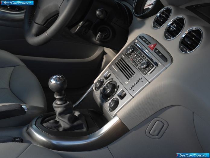 2008 Peugeot 308 - фотография 44 из 81