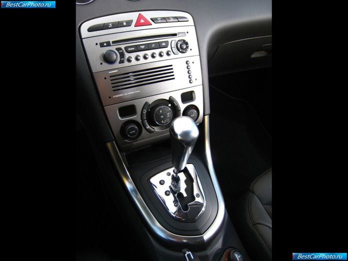 2008 Peugeot 308 - фотография 68 из 81 2008 Peugeot 308 - фотография 68 из 81