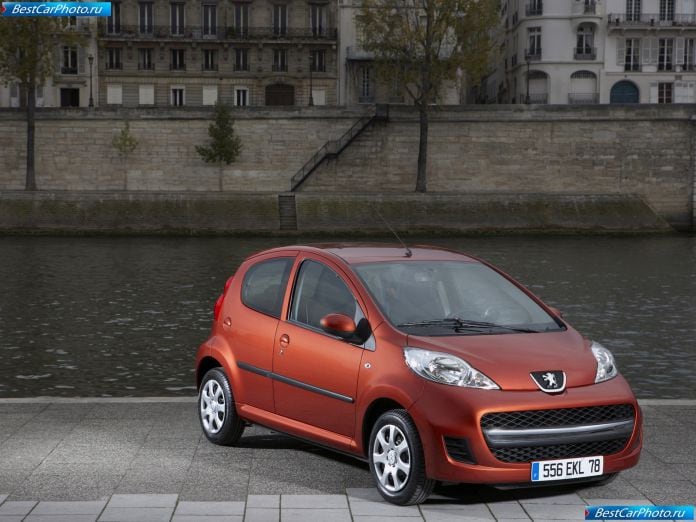 2009 Peugeot 107 - фотография 3 из 32 2009 Peugeot 107 - фотография 3 из 32