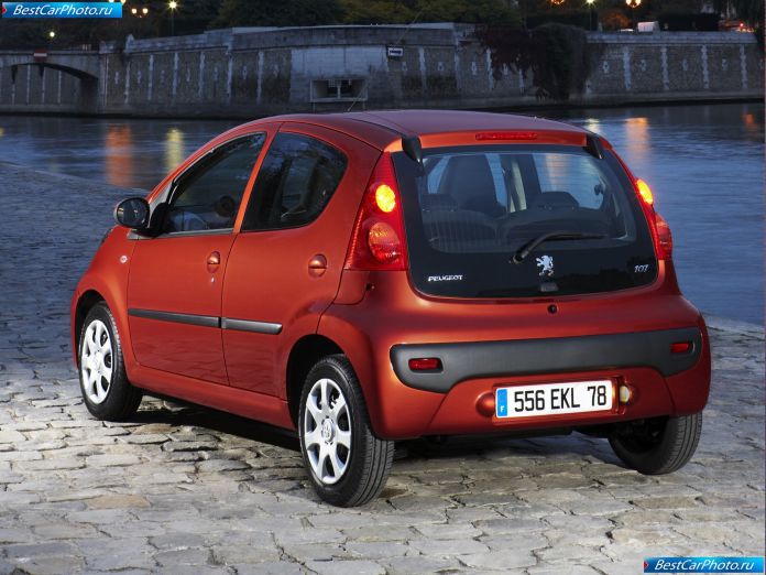 2009 Peugeot 107 - фотография 22 из 32 2009 Peugeot 107 - фотография 22 из 32