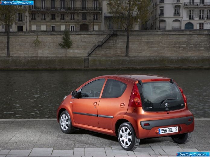 2009 Peugeot 107 - фотография 23 из 32 2009 Peugeot 107 - фотография 23 из 32