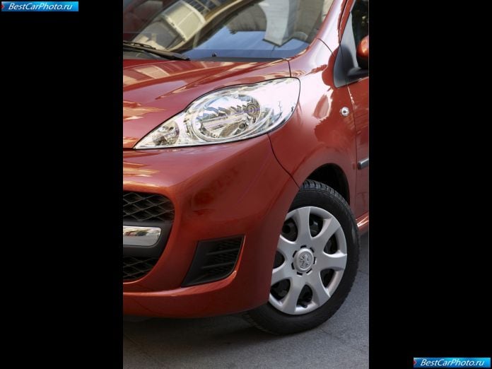 2009 Peugeot 107 - фотография 31 из 32 2009 Peugeot 107 - фотография 31 из 32