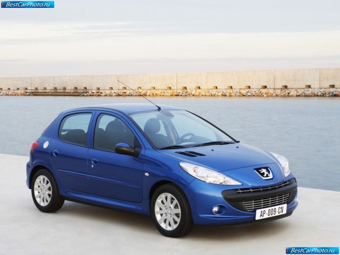 2009 Peugeot 206 Plus - фотография 5 из 27
