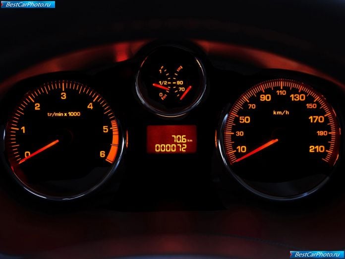 2009 Peugeot 206 Plus - фотография 17 из 27