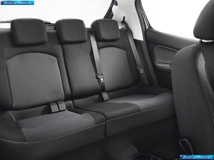 2009 Peugeot 206 Plus - фотография 20 из 27 2009 Peugeot 206 Plus - фотография 20 из 27