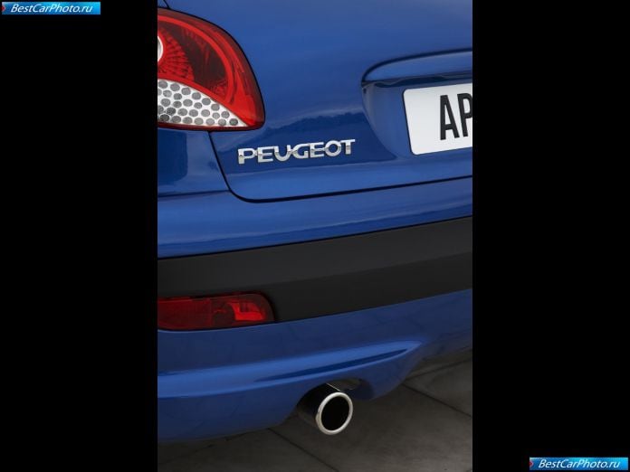 2009 Peugeot 206 Plus - фотография 27 из 27 2009 Peugeot 206 Plus - фотография 27 из 27