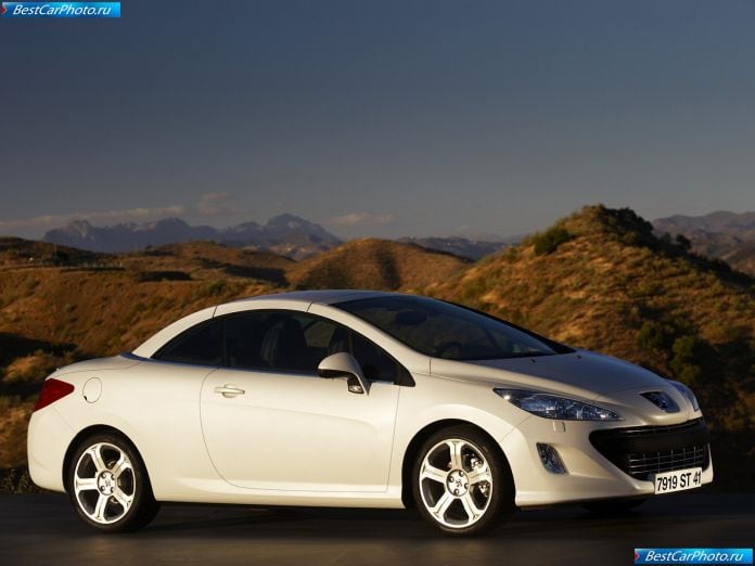 2009 Peugeot 308 Cc - фотография 14 из 115 2009 Peugeot 308 Cc - фотография 14 из 115