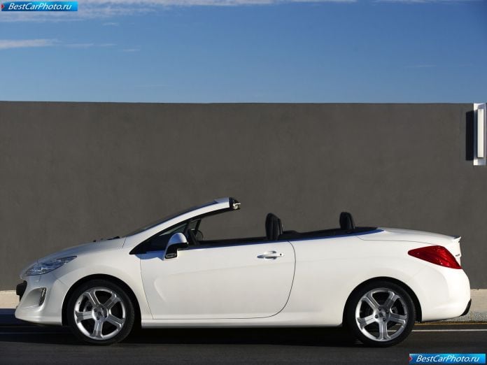 2009 Peugeot 308 Cc - фотография 38 из 115 2009 Peugeot 308 Cc - фотография 38 из 115
