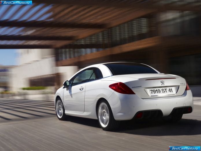 2009 Peugeot 308 Cc - фотография 42 из 115 2009 Peugeot 308 Cc - фотография 42 из 115