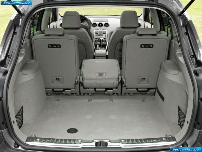 2009 Peugeot 308 Sw - фотография 24 из 29 2009 Peugeot 308 Sw - фотография 24 из 29