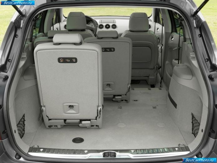 2009 Peugeot 308 Sw - фотография 26 из 29 2009 Peugeot 308 Sw - фотография 26 из 29