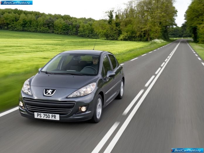 2010 Peugeot 207 - фотография 7 из 32