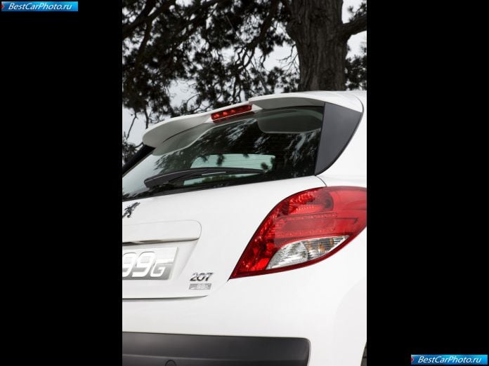 2010 Peugeot 207 - фотография 31 из 32 2010 Peugeot 207 - фотография 31 из 32