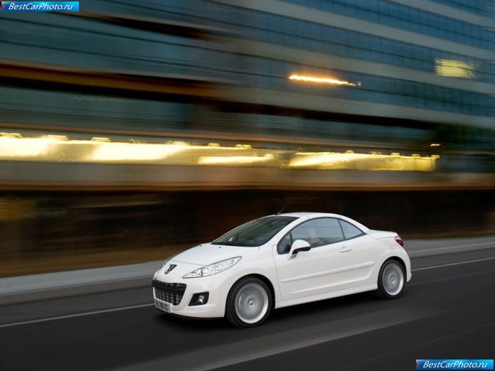 2010 Peugeot 207 Cc - фотография 6 из 20