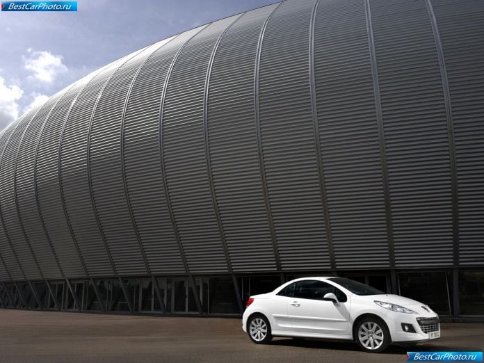2010 Peugeot 207 Cc - фотография 7 из 20 2010 Peugeot 207 Cc - фотография 7 из 20