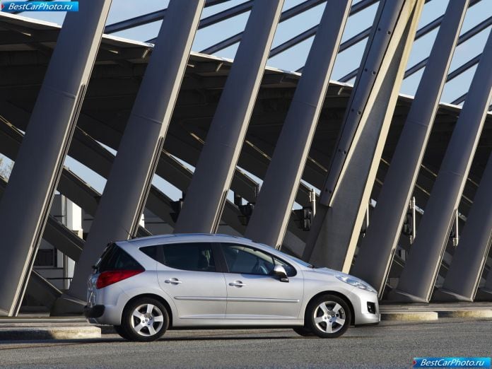2010 Peugeot 207 Sw - фотография 6 из 14