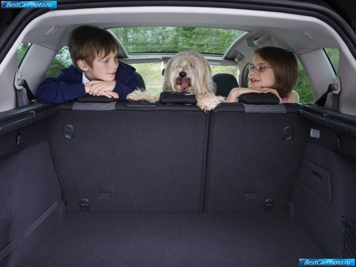 2010 Peugeot 207 Sw - фотография 11 из 14 2010 Peugeot 207 Sw - фотография 11 из 14