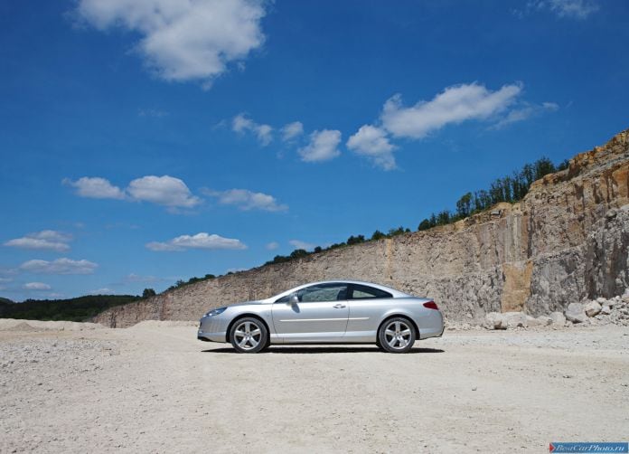 2010 Peugeot 407 Coupe - фотография 18 из 37