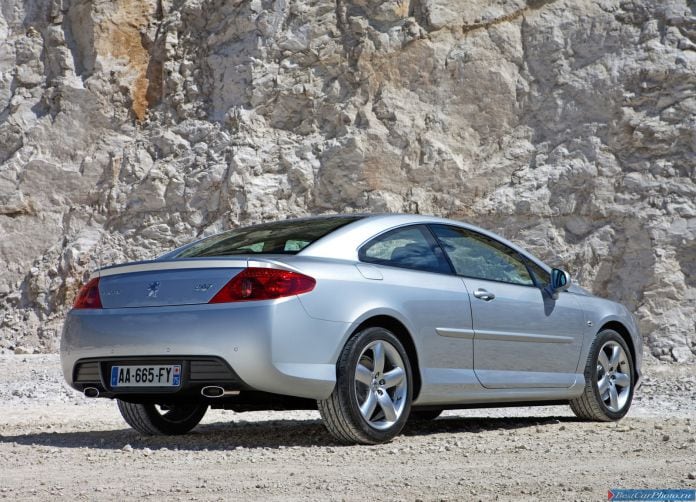 2010 Peugeot 407 Coupe - фотография 28 из 37 2010 Peugeot 407 Coupe - фотография 28 из 37