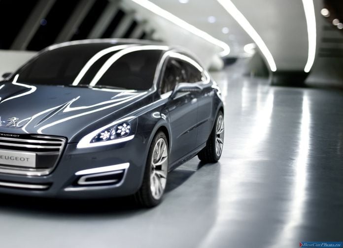 2010 Peugeot 5 Concept - фотография 7 из 17 2010 Peugeot 5 Concept - фотография 7 из 17