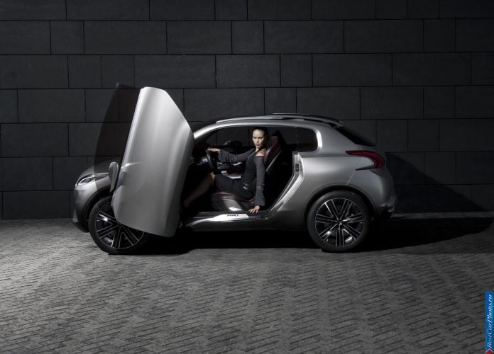 2010 Peugeot HR1 Concept - фотография 16 из 45 2010 Peugeot HR1 Concept - фотография 16 из 45