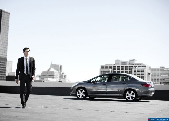 2011 Peugeot 408 - фотография 12 из 16 2011 Peugeot 408 - фотография 12 из 16
