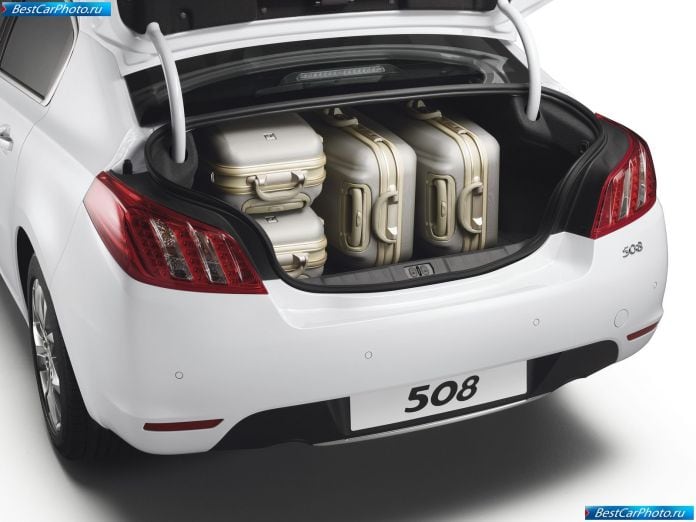 2011 Peugeot 508 - фотография 37 из 59 2011 Peugeot 508 - фотография 37 из 59