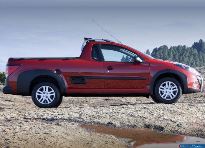 2011 Peugeot Hoggar - фотография 8 из 21
