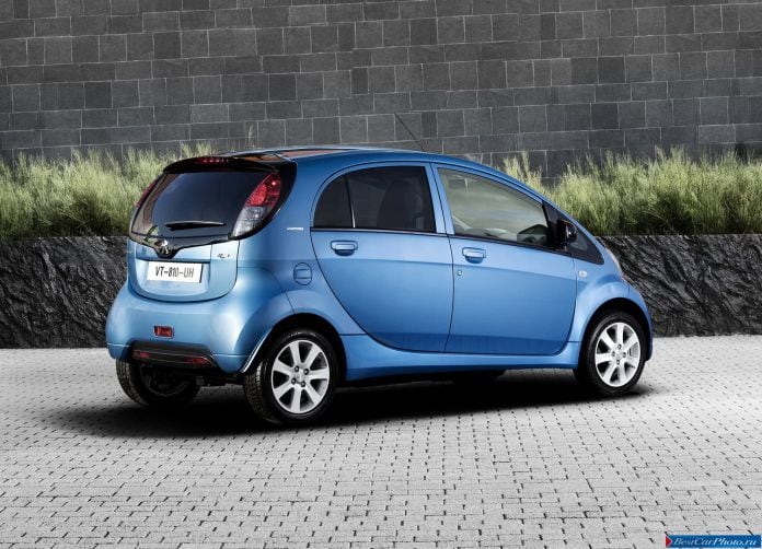 2011 Peugeot Ion - фотография 3 из 41