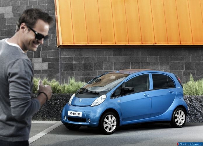 2011 Peugeot Ion - фотография 10 из 41 2011 Peugeot Ion - фотография 10 из 41