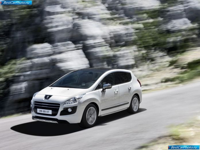 2012 Peugeot 3008 Hybrid4 - фотография 5 из 18 2012 Peugeot 3008 Hybrid4 - фотография 5 из 18