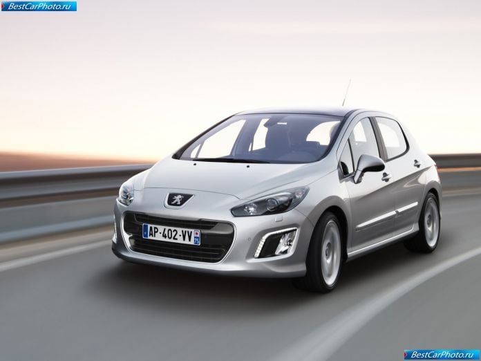 2012 Peugeot 308 - фотография 1 из 18