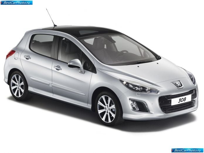 2012 Peugeot 308 - фотография 8 из 18