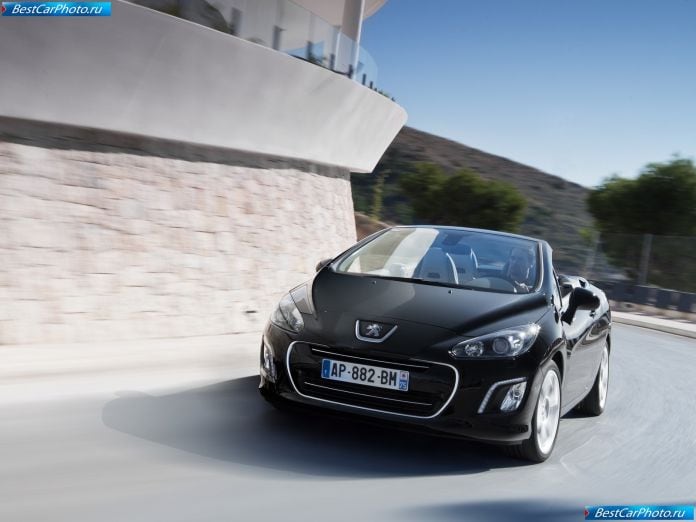 2012 Peugeot 308 Cc - фотография 3 из 14 2012 Peugeot 308 Cc - фотография 3 из 14