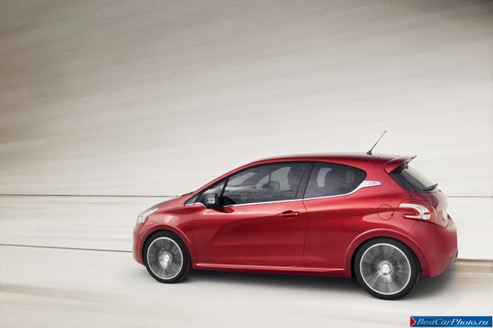 2013 Peugeot 208 GTI Concept - фотография 3 из 12 2013 Peugeot 208 GTI Concept - фотография 3 из 12