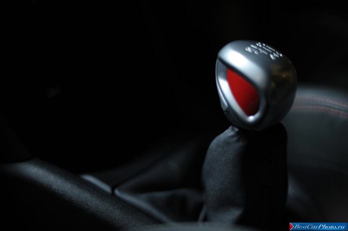 2013 Peugeot 208 GTI Concept - фотография 7 из 12 2013 Peugeot 208 GTI Concept - фотография 7 из 12