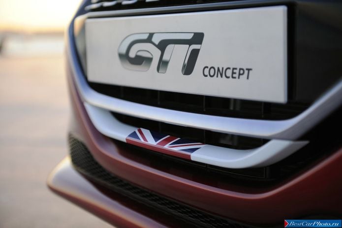 2013 Peugeot 208 GTI Concept - фотография 8 из 12