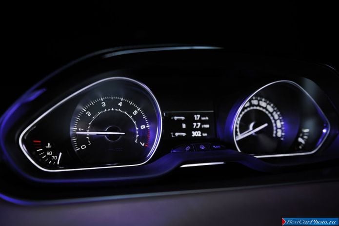 2012 Peugeot 208 XY Concept - фотография 11 из 13