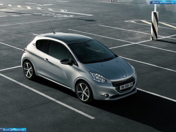 2013 Peugeot 208 - фотография 8 из 79 2013 Peugeot 208 - фотография 8 из 79