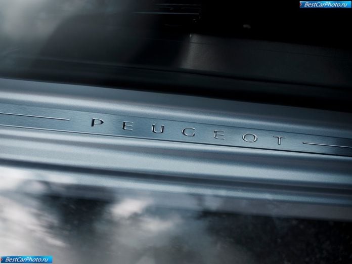2013 Peugeot 208 - фотография 39 из 79
