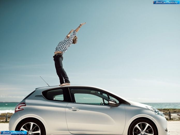 2013 Peugeot 208 - фотография 52 из 79