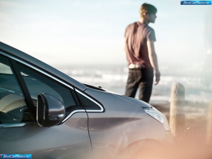 2013 Peugeot 208 - фотография 61 из 79