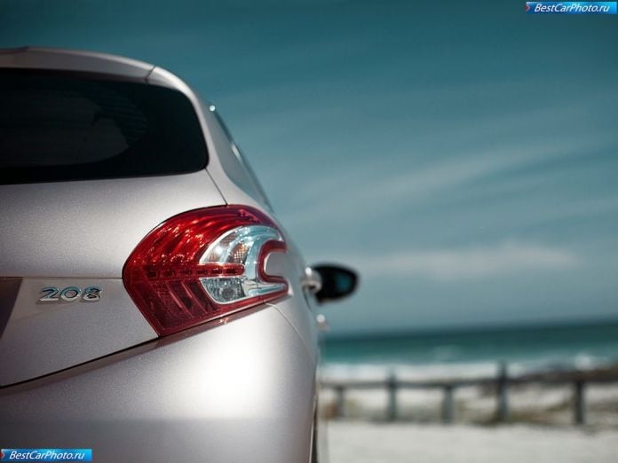 2013 Peugeot 208 - фотография 63 из 79