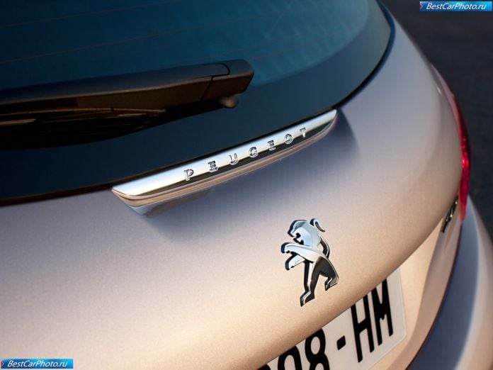 2013 Peugeot 208 - фотография 69 из 79 2013 Peugeot 208 - фотография 69 из 79
