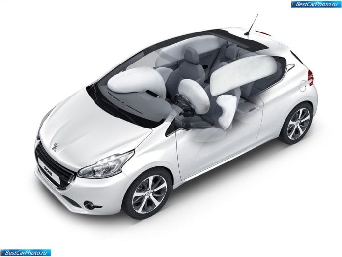 2013 Peugeot 208 - фотография 76 из 79