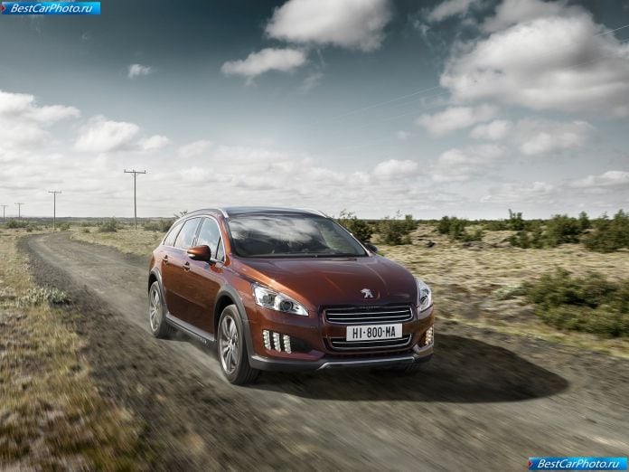 2013 Peugeot 508 Rxh - фотография 4 из 36