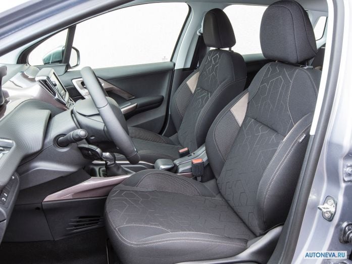 2013 Peugeot 2008 - фотография 28 из 30 2013 Peugeot 2008 - фотография 28 из 30