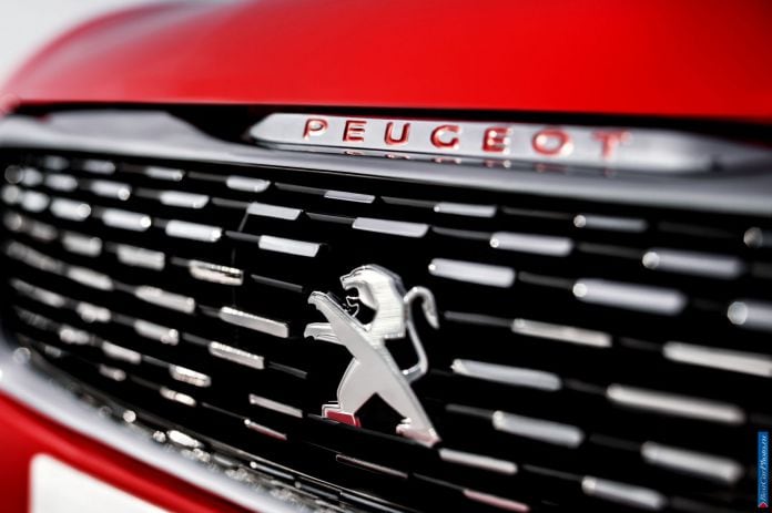 2013 Peugeot 308 R Concept - фотография 7 из 7